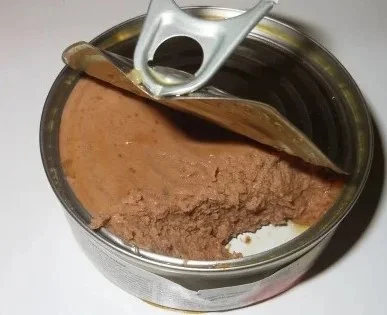 canned cat food